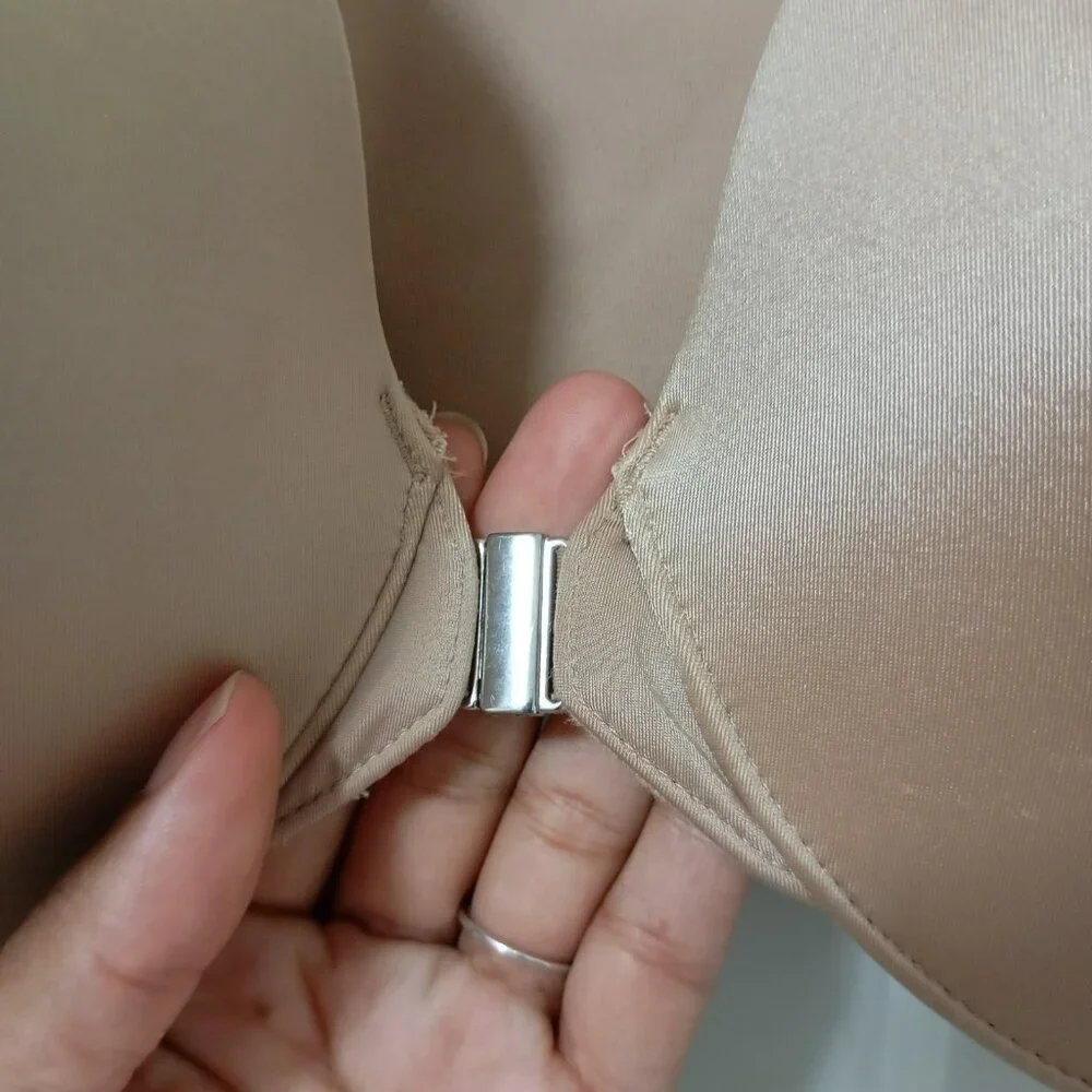 Soma Full Coverage Vanishing Back Light Bra Size 38D Women's Bra